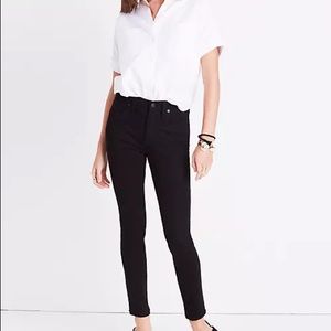 Madewell 9” high rise skinny jeans in black